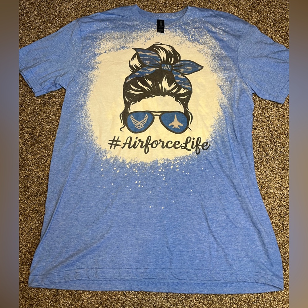 Gildan Graphic Tee